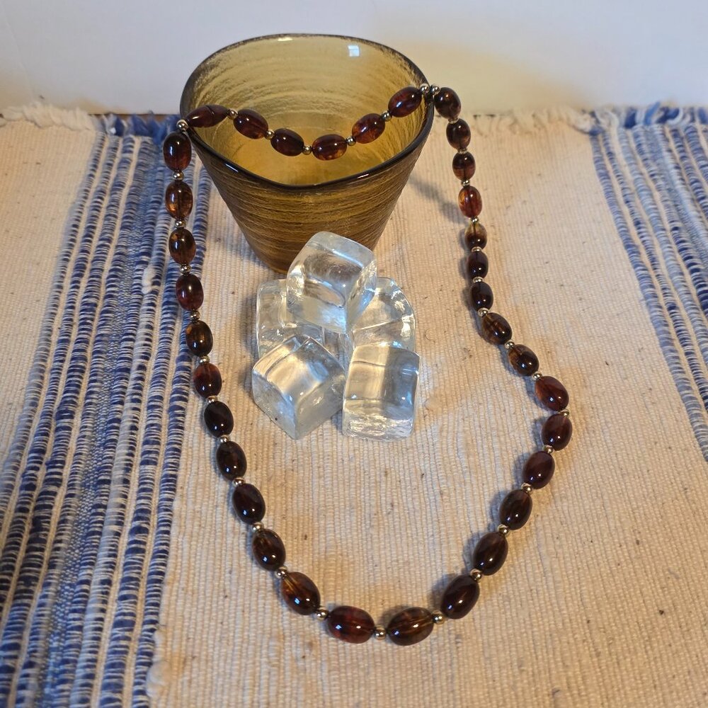 Avon Turtle Bay Collection Necklace